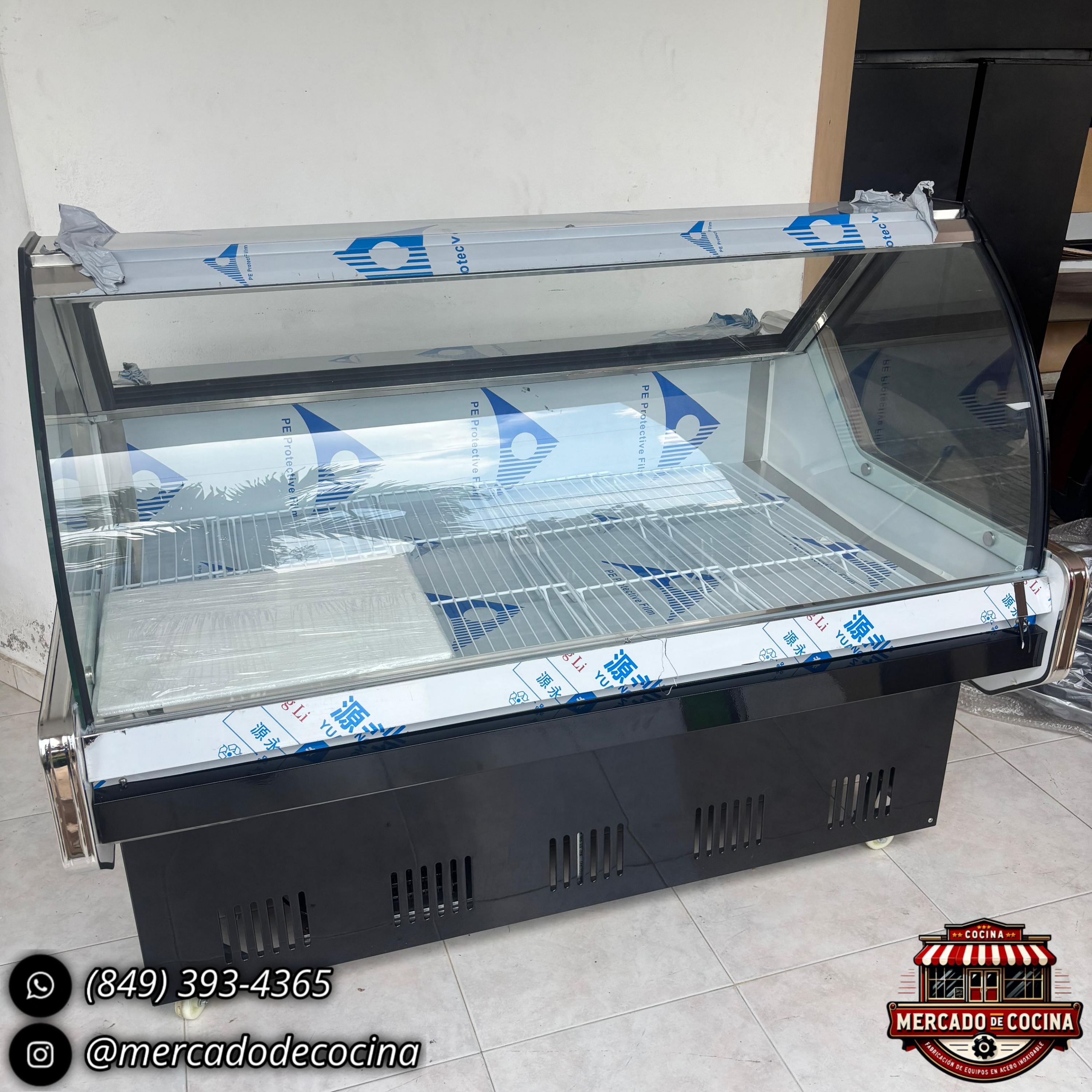 Vitrina fría para embutidos de 62"