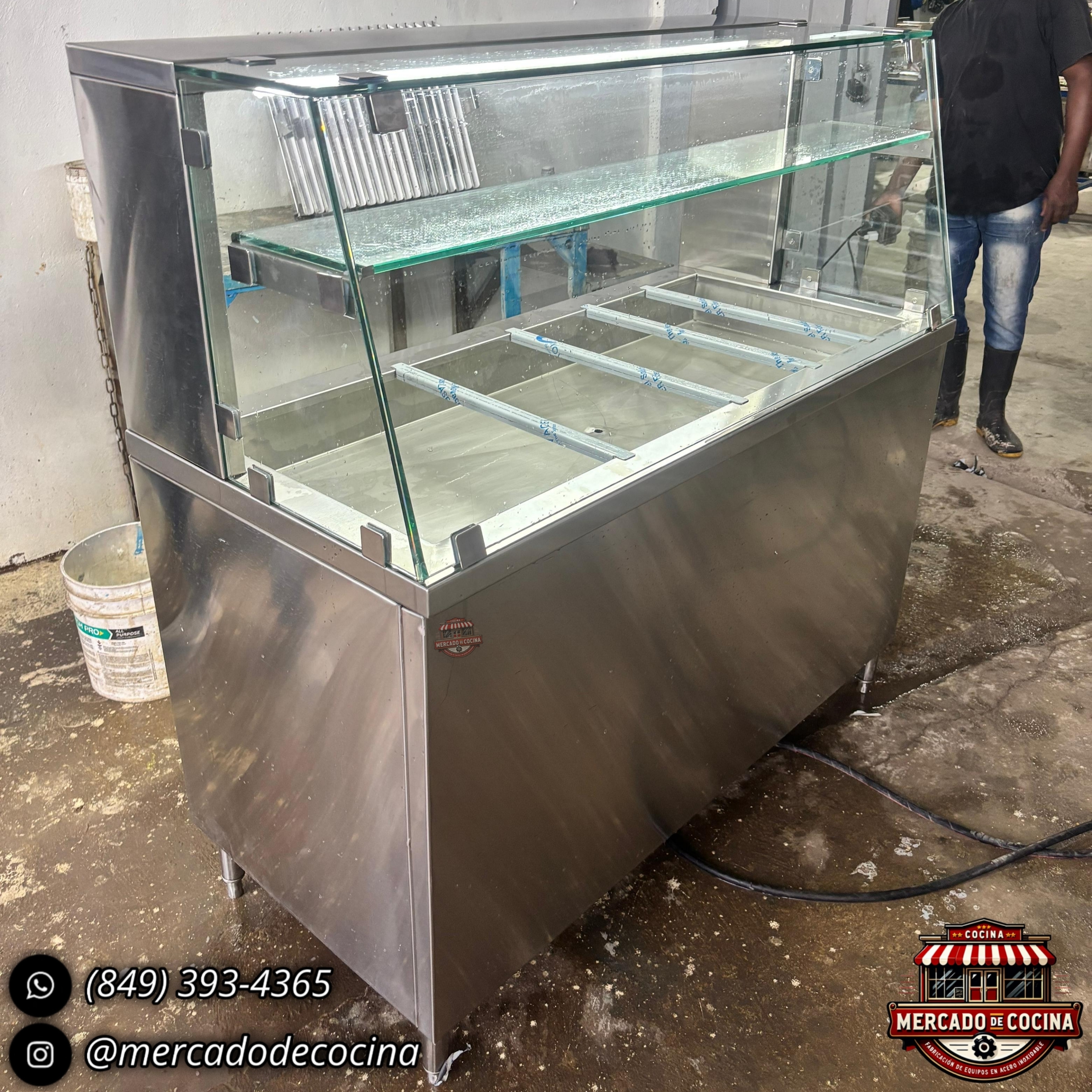 Vitrina exhibidor a baño de María (8 Bandejas)